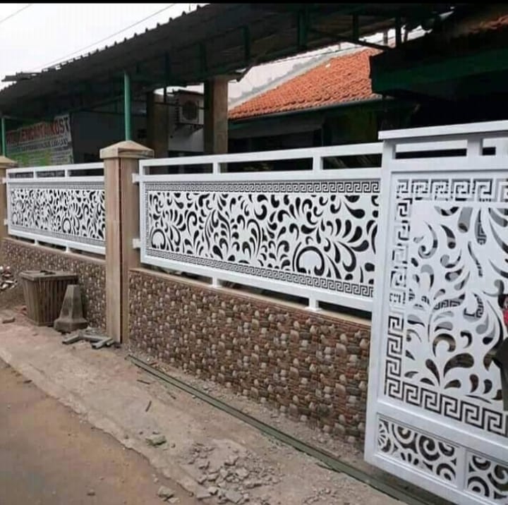 GEMILANG KARYA PANGESTU adalah pelaku usaha yang bergerak di bidang jasa laser cutting tanah baru untuk memenuhi kebutuhan produksi konsumen